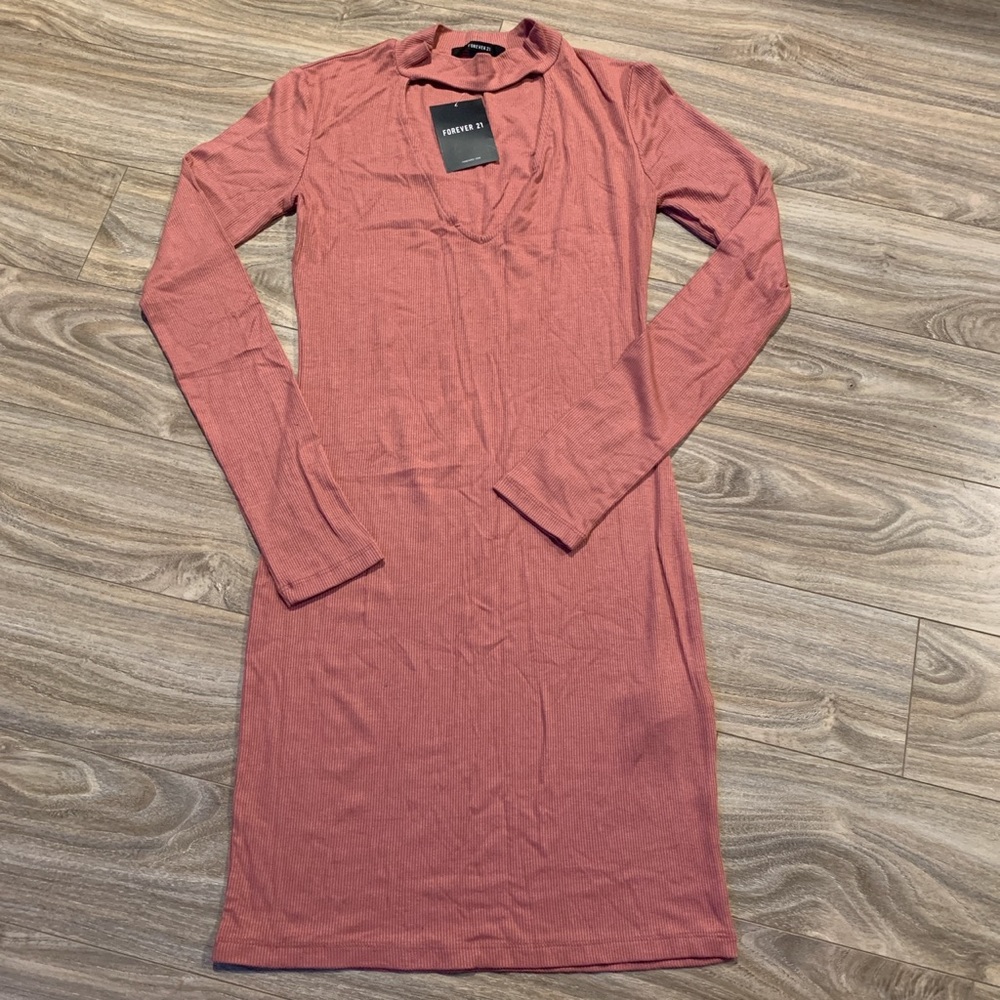 Full Sleeve Dress, Bust Cut & built in choker
